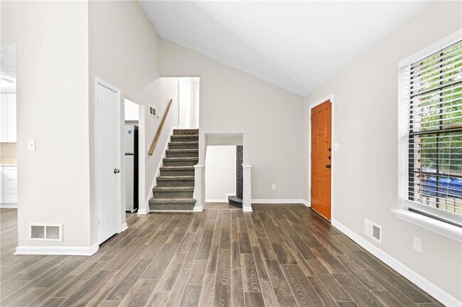 Building Photo - 1756 Harbin Rd SW