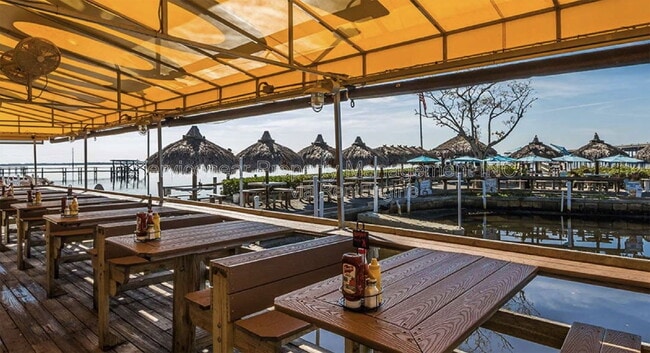 Building Photo - 2926 Rock Sound St