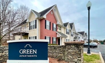 Building Photo - 120 Washington St