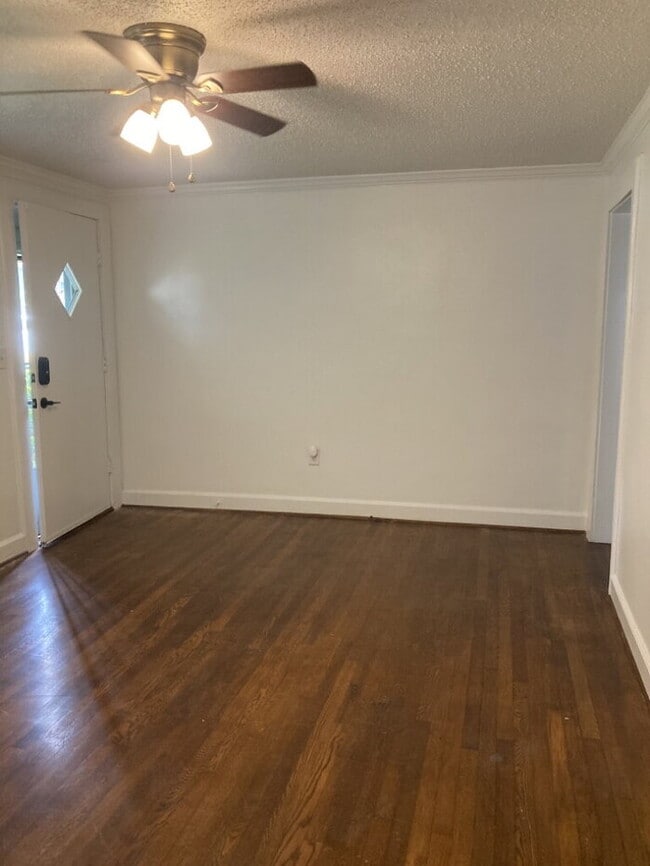 Building Photo - 108 Brookdale Ave