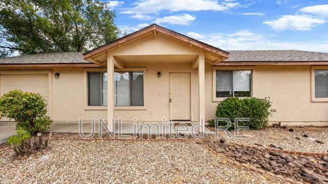 Building Photo - 6145 N Old McDonald Dr