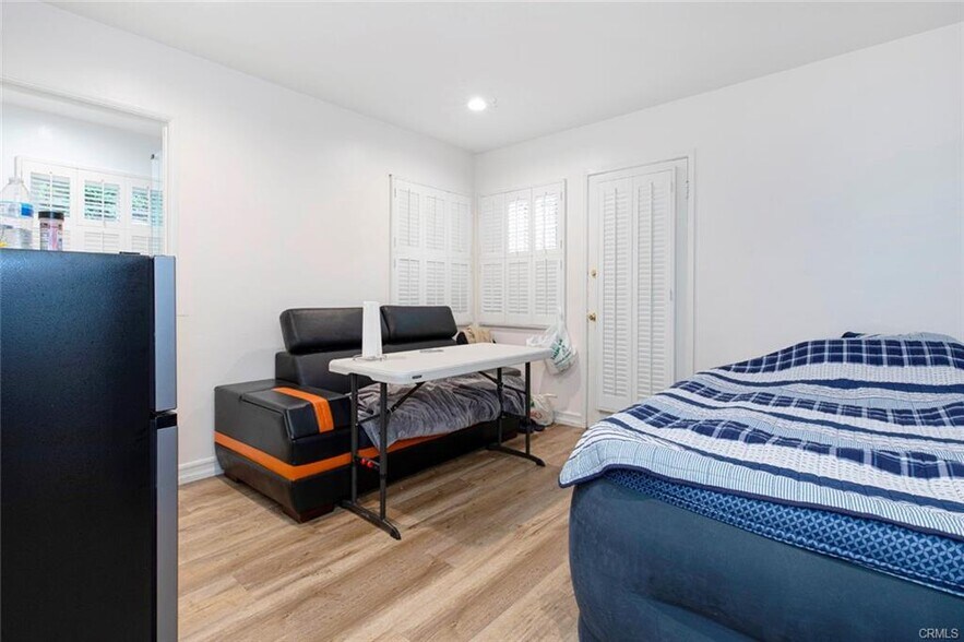 Building Photo - 2313 Hollister Ter