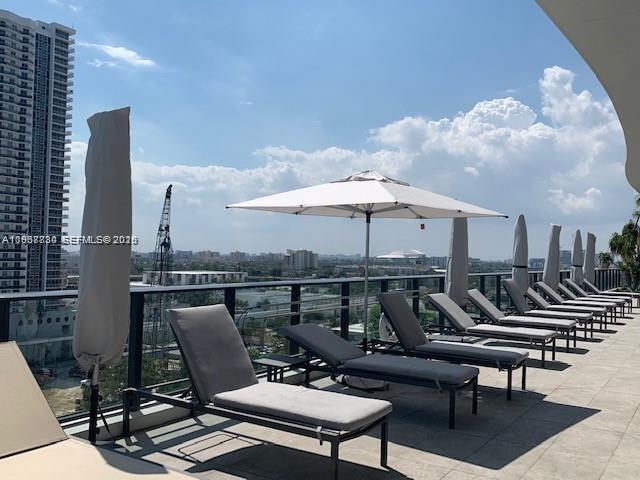 Building Photo - 1600 NE 1st Ave