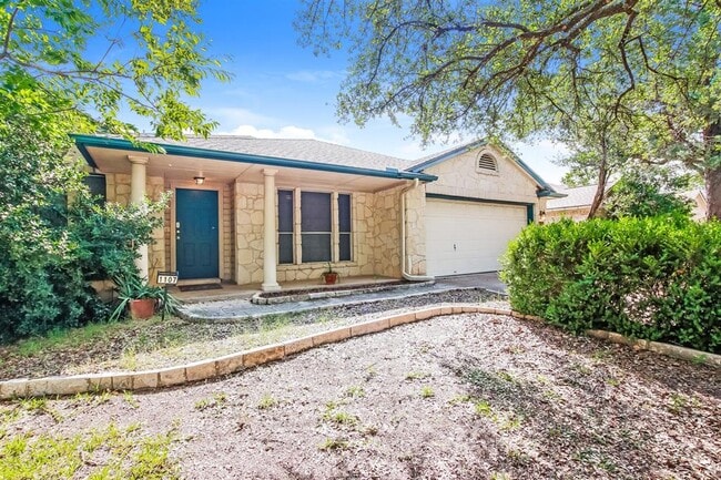 Primary Photo - 1107 Rolling Ridge Dr