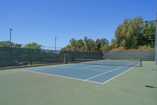 Building Photo - 1Bed/1Bath Single Story Condo in La Mesa w...