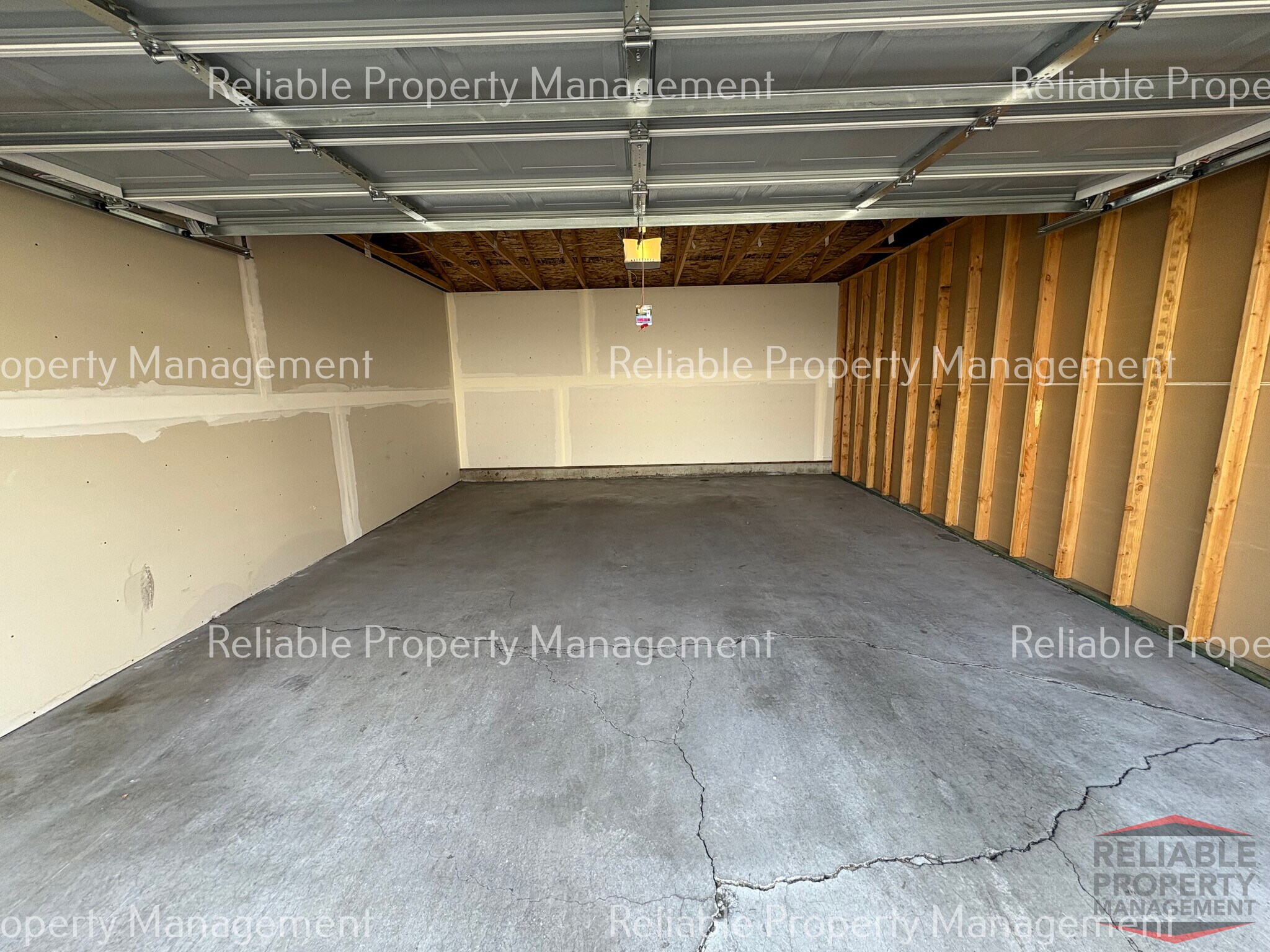 Building Photo - 1387 Elizabeth Cir
