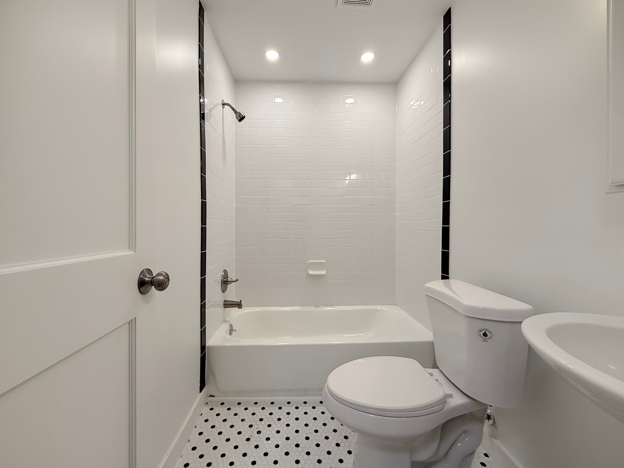 Building Photo - 4800 3rd St NW