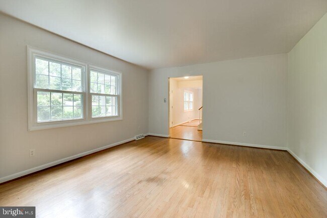Building Photo - 2503 Fowlers Ln