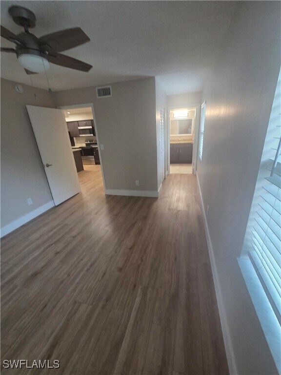 Building Photo - 5307 Summerlin Rd