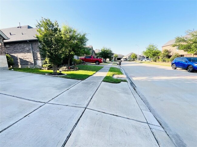 Building Photo - 2507 Elmwood Trl