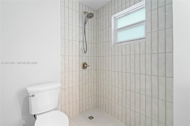 Building Photo - 1840 Jefferson Ave