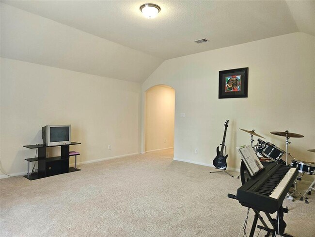 Building Photo - 17018 Taffaine Dr