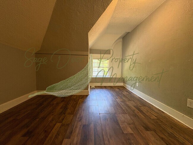 Building Photo - 2639 E 29th St