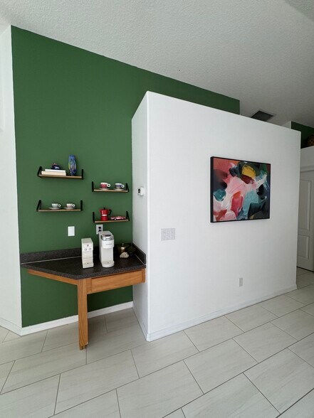 Building Photo - 7527 Oxford Garden Cir