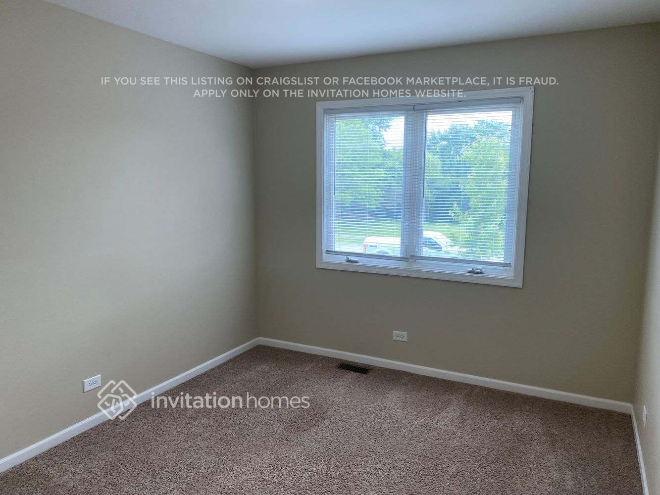 Building Photo - 940 Sandlewood Ct