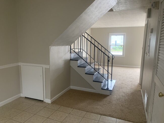 Building Photo - 2659 Evans Mill Dr