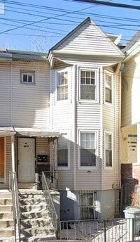 Building Photo - 45A Van Reypen St