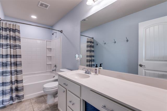 Building Photo - 1000 Marietta Ln