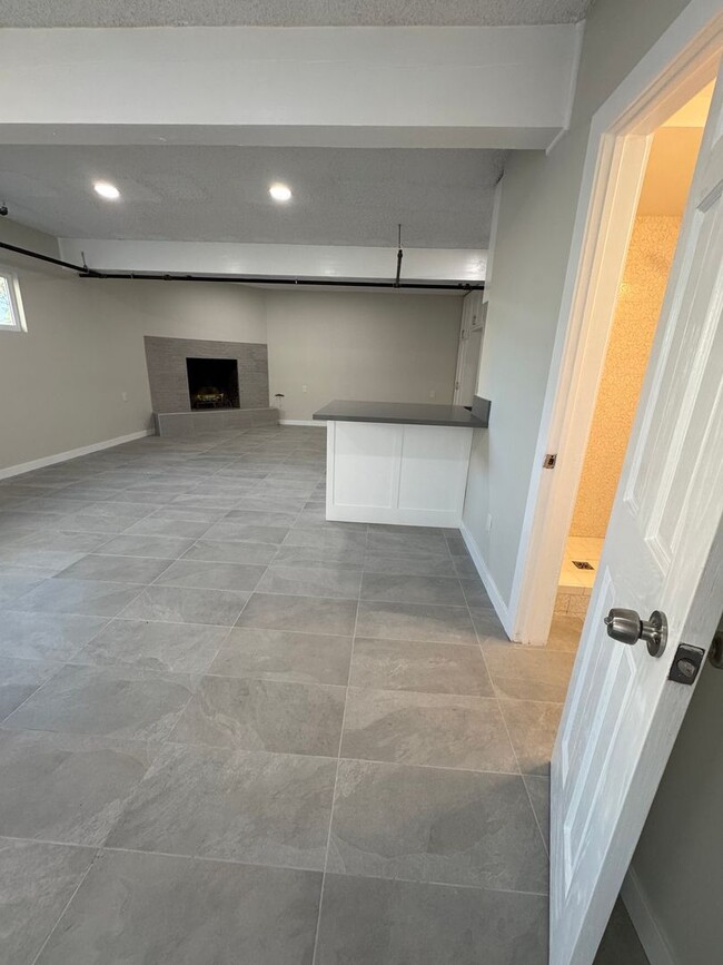Building Photo - Newly Renovated 1bedroom in Harbor City - ...