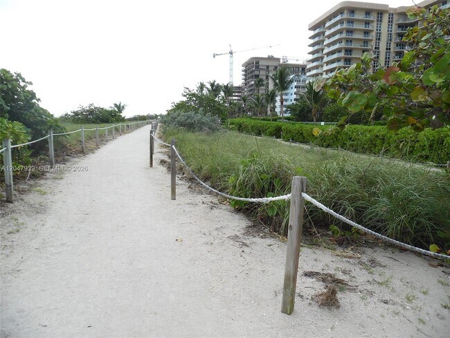 Building Photo - 8911 Collins Ave