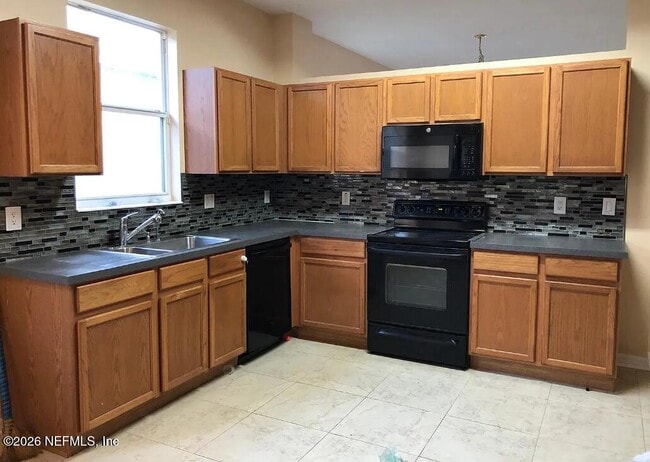 Building Photo - 1109 Cathcart Cir