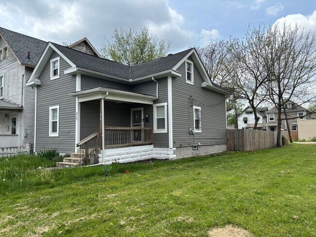 Building Photo - 33 S Princeton Ave