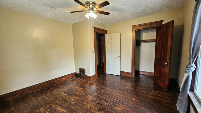 Building Photo - 3 bedroom 1 bath single family home in Mansfield Ohio