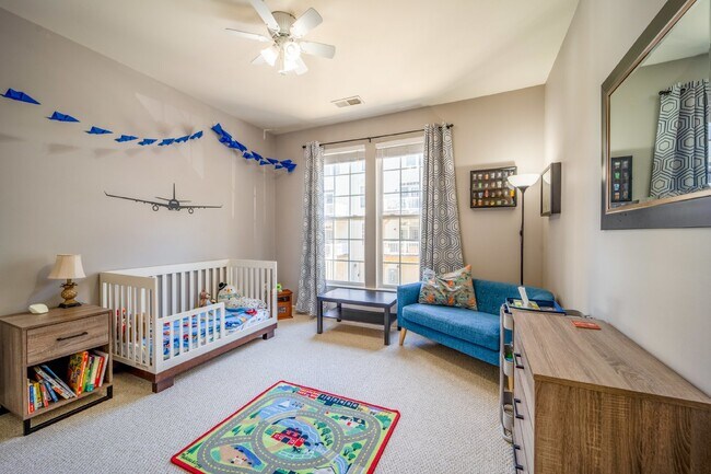 Building Photo - Bright and Modern Home with Prime Commuter...