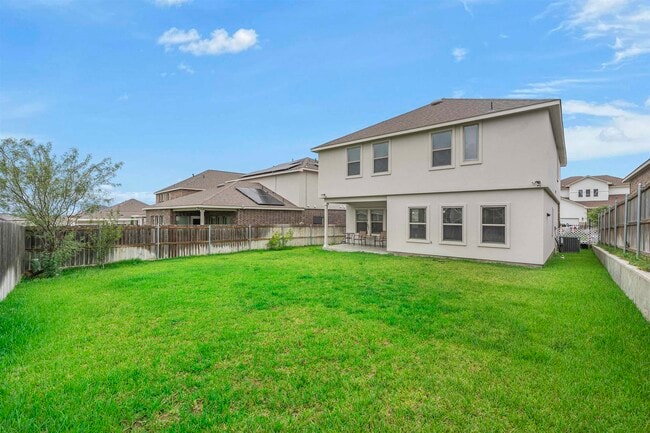 Building Photo - 1506 Sombras Dr