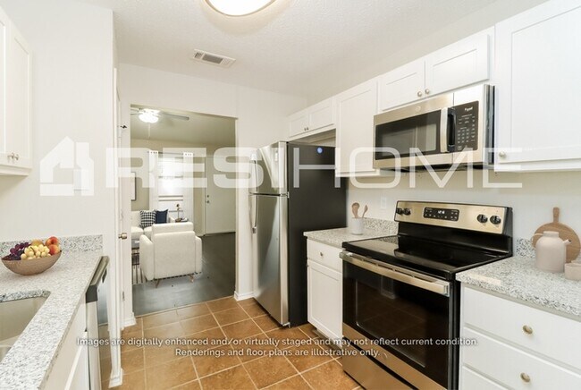 Building Photo - 108 Apache Trail