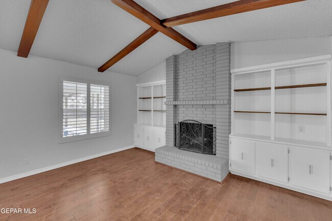 Building Photo - 7112 Ramada Dr