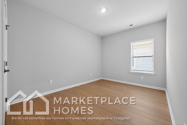 Building Photo - 15581 Ruthie Lynn Dr