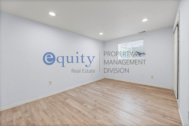 Building Photo - Large basement apartment in South Jordan