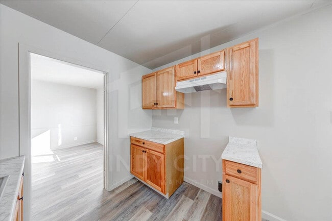 Building Photo - 7357 Evanston Ave