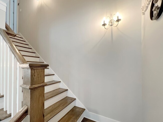 Building Photo - 373 Rhonda del Sol Cir