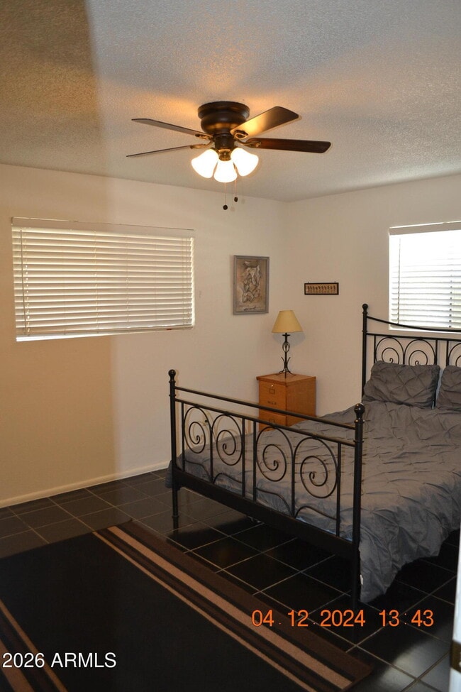 Building Photo - 658 S Palo Verde Dr