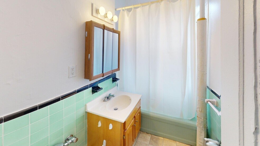 Building Photo - 66 Chiswick Rd