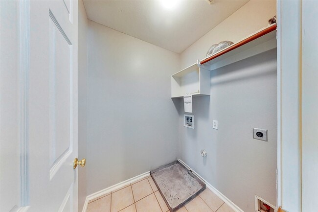 Building Photo - 107 N Camellia Grove Cir