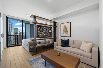 Building Photo - 398 NE 5th St