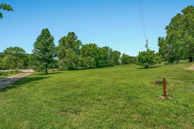 Building Photo - 40 Deep Creek Rd