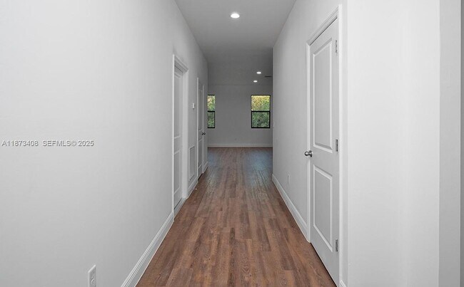 Building Photo - 8007 Vega Ct