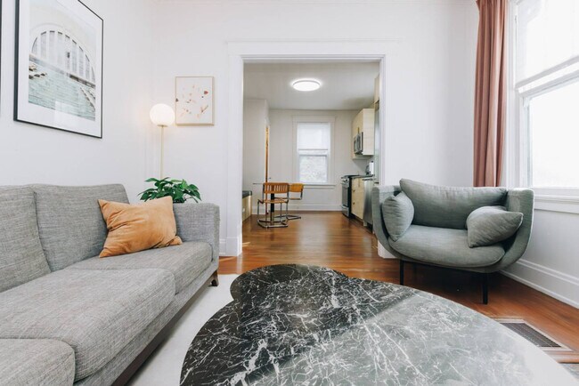 Building Photo - 3508 Tarpis Ave