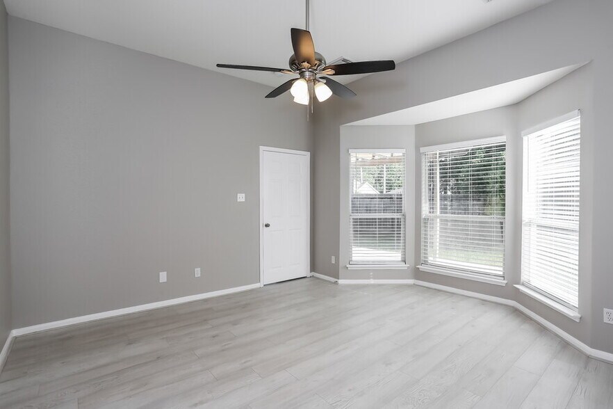 Building Photo - 722 Neap Ct