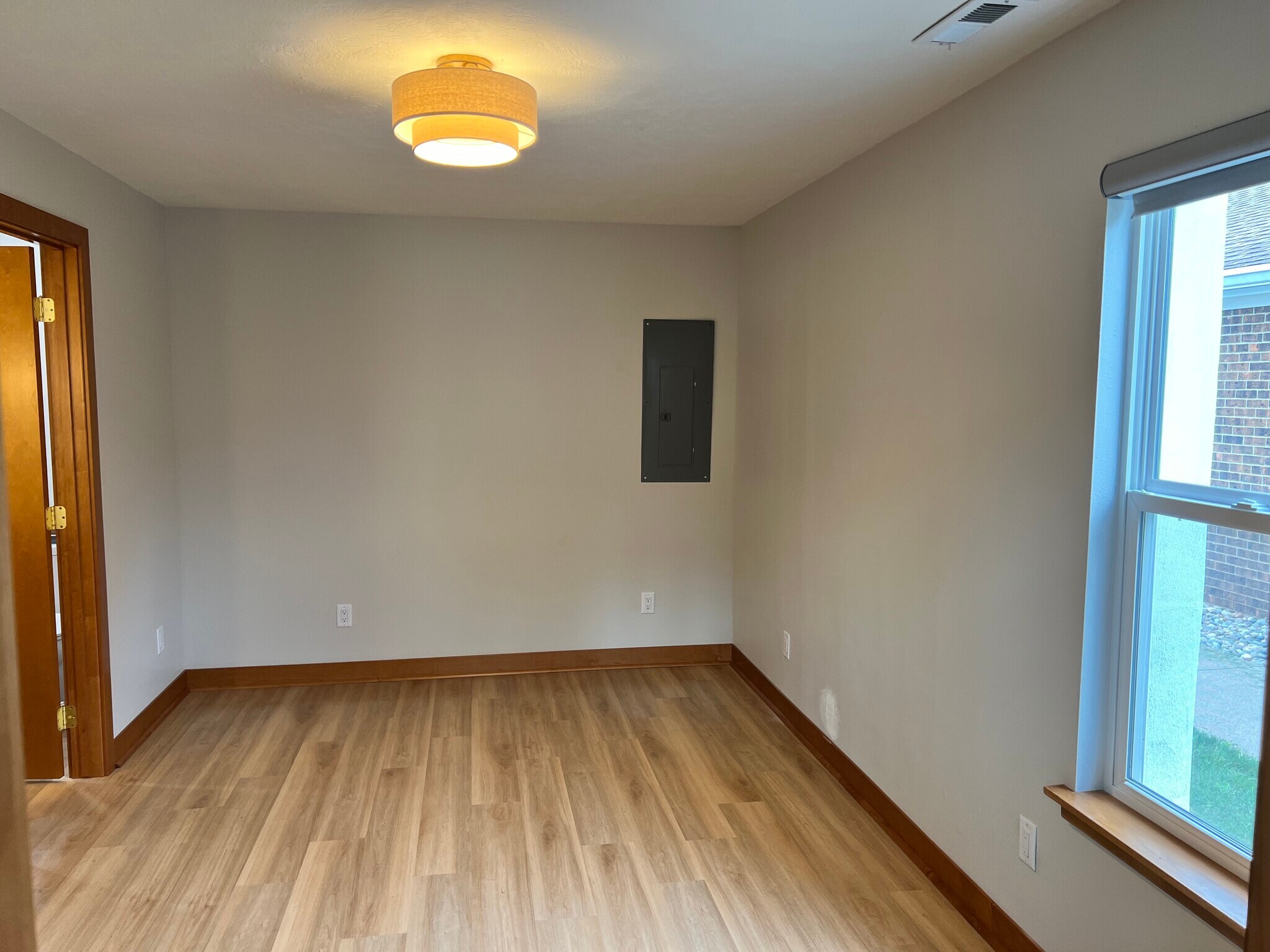 Main Floor Bedroom - 90 1st St SE