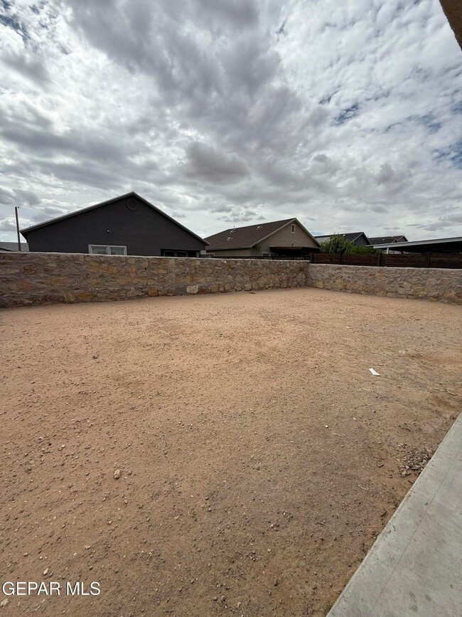 Building Photo - 1085 Summer Breeze Pl