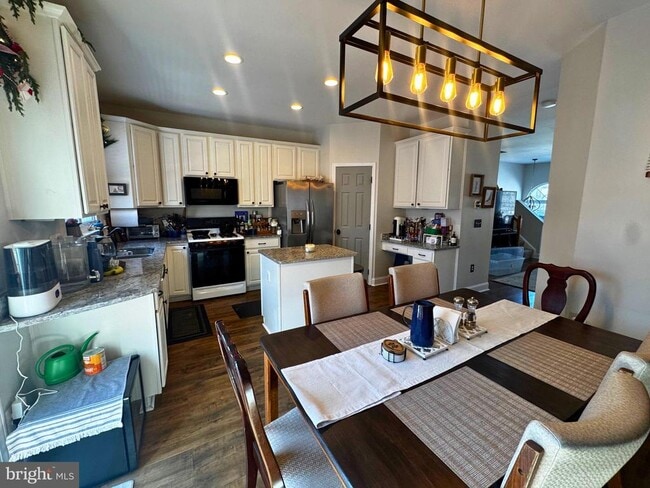 Building Photo - 45713 Paddington Station Terrace