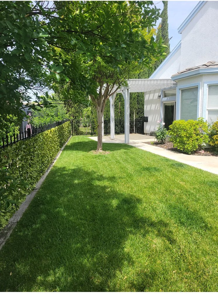 Building Photo - 723 Deerfield Way