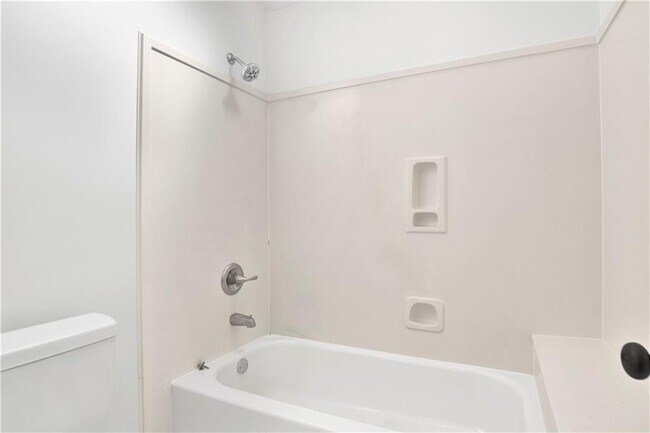 Building Photo - 5631 Bentley Ln