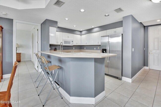Building Photo - 4623 Rivers Edge Village Ln