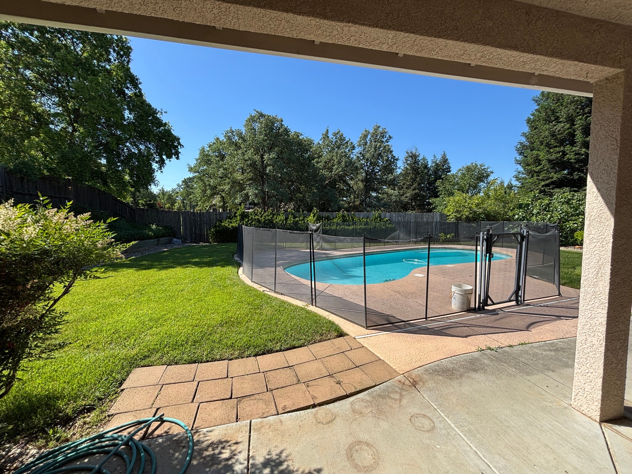 Building Photo - 3279 Woodbury Dr